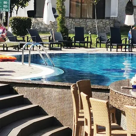 2 Bedrooms, 2 Bathrooms With Seaview, 2 Balconis, 2 Terraces